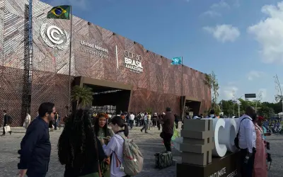África trava negociações da Meta Global de Adaptação na COP30 e pressiona prioridade do Brasil